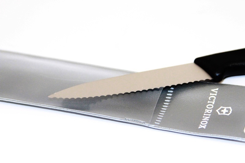 Serrated Pelter Knife